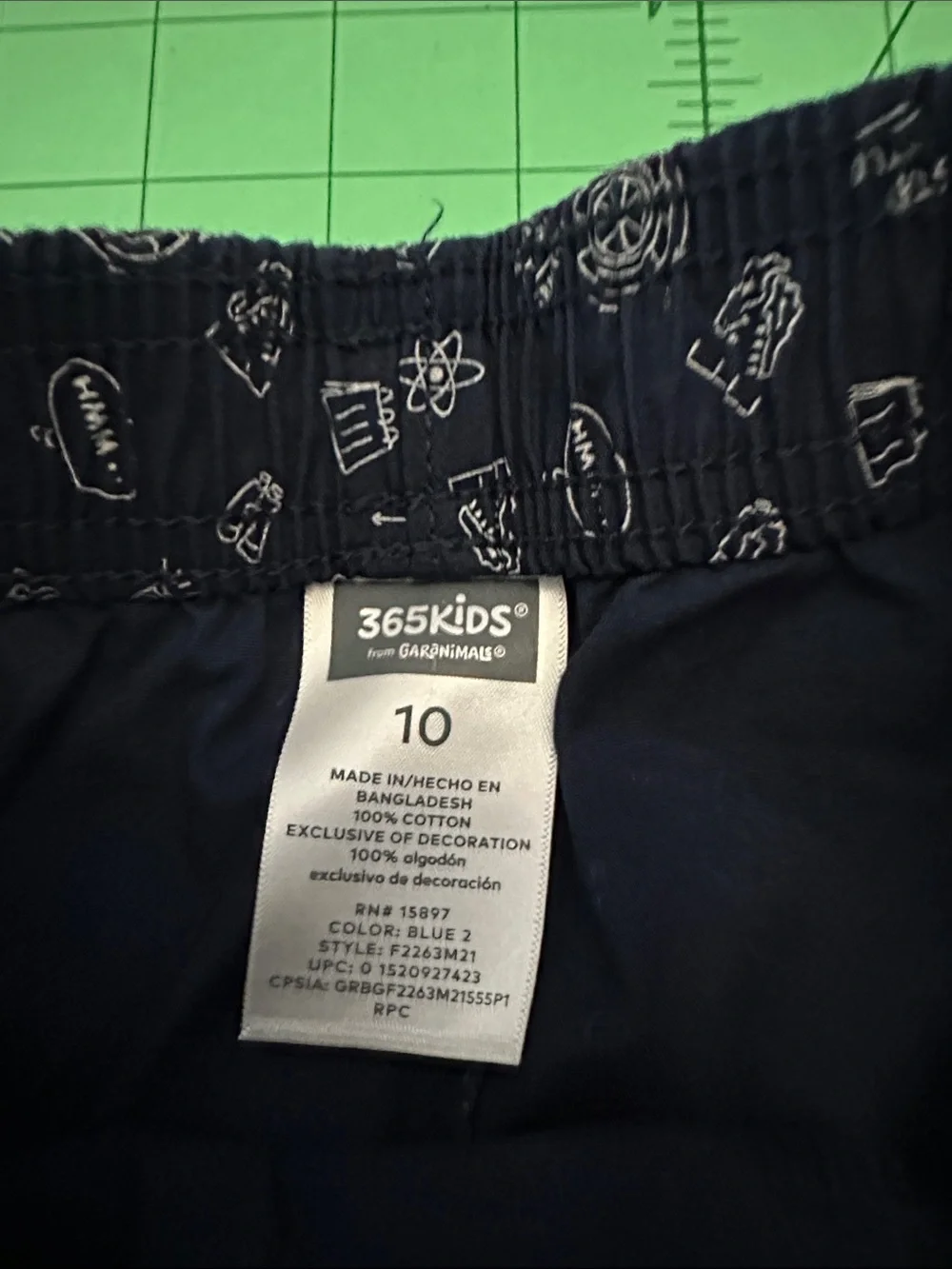 Boys' Navy Science-Print Elastic-Waist Shorts size 10